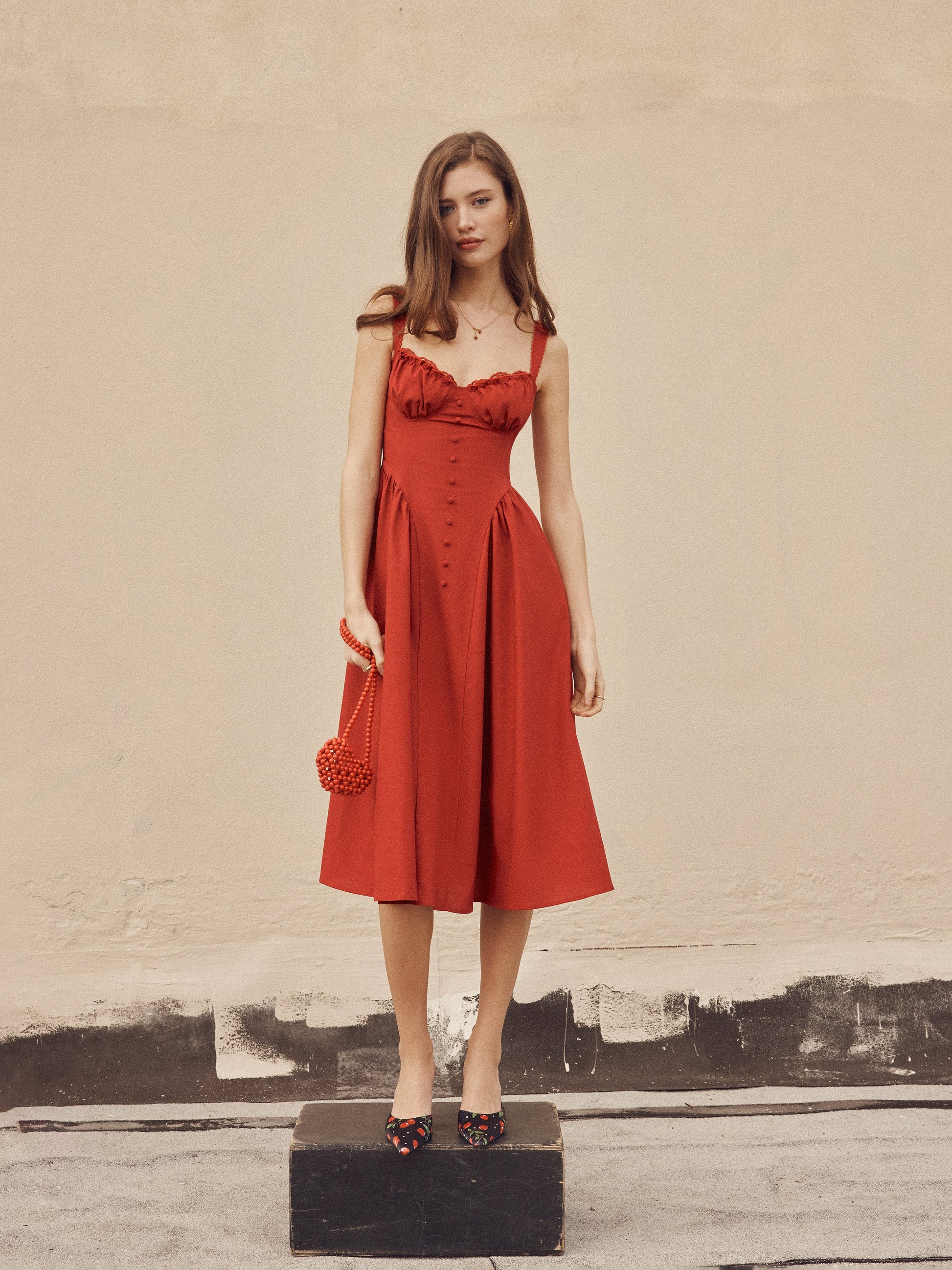 Cider Vestido Maxi Acampanado con Escote en U y Cordones