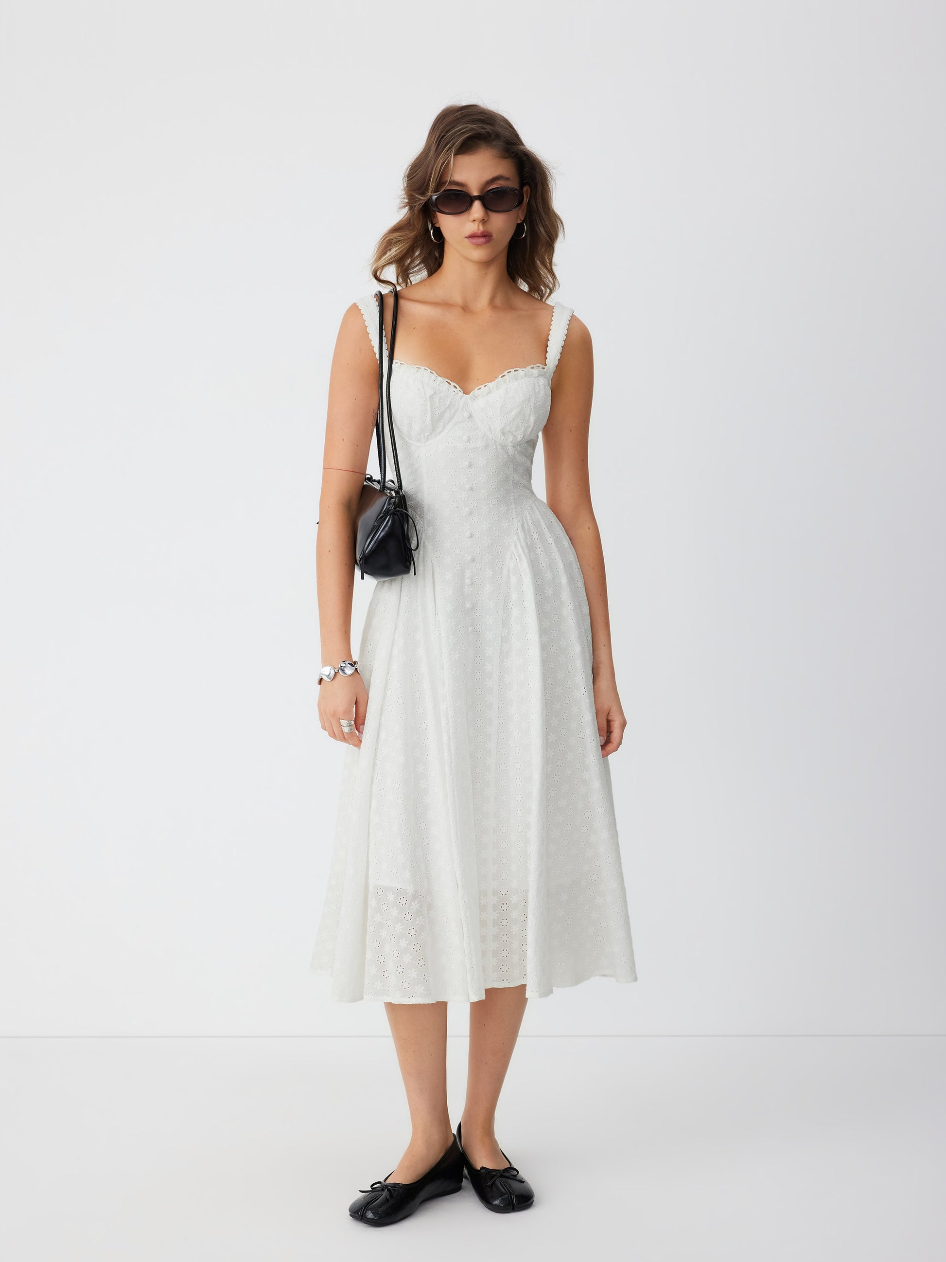 Cider Vestido Maxi Acampanado con Escote en U y Cordones
