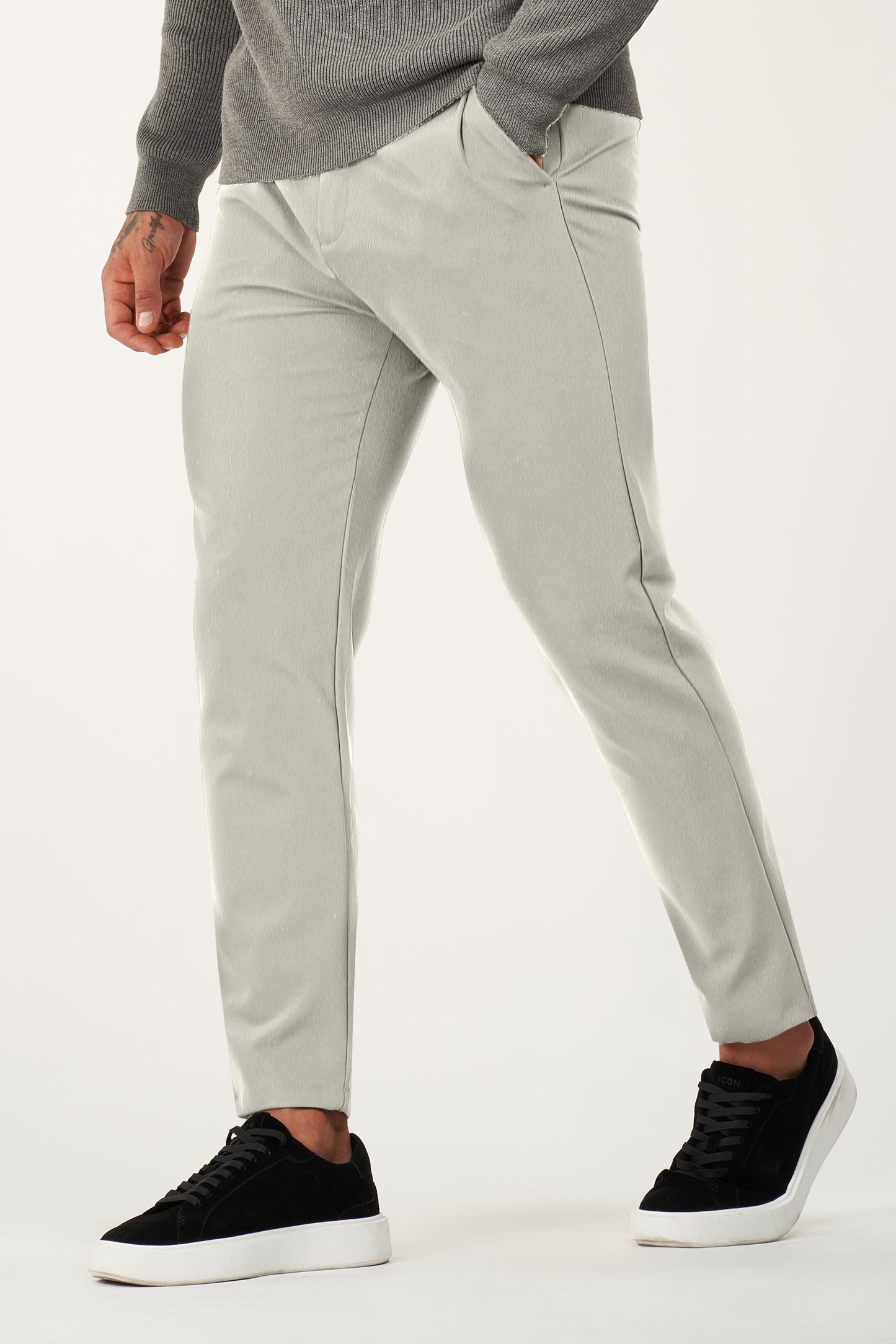 https://cdn.shopify.com/s/files/1/0938/3513/3255/files/1HALFBODYBOTTOM_DarkGrey_ed35fba0-780c-4db6-91ed-c9e52e5bb3c0.jpg?v=1771289397