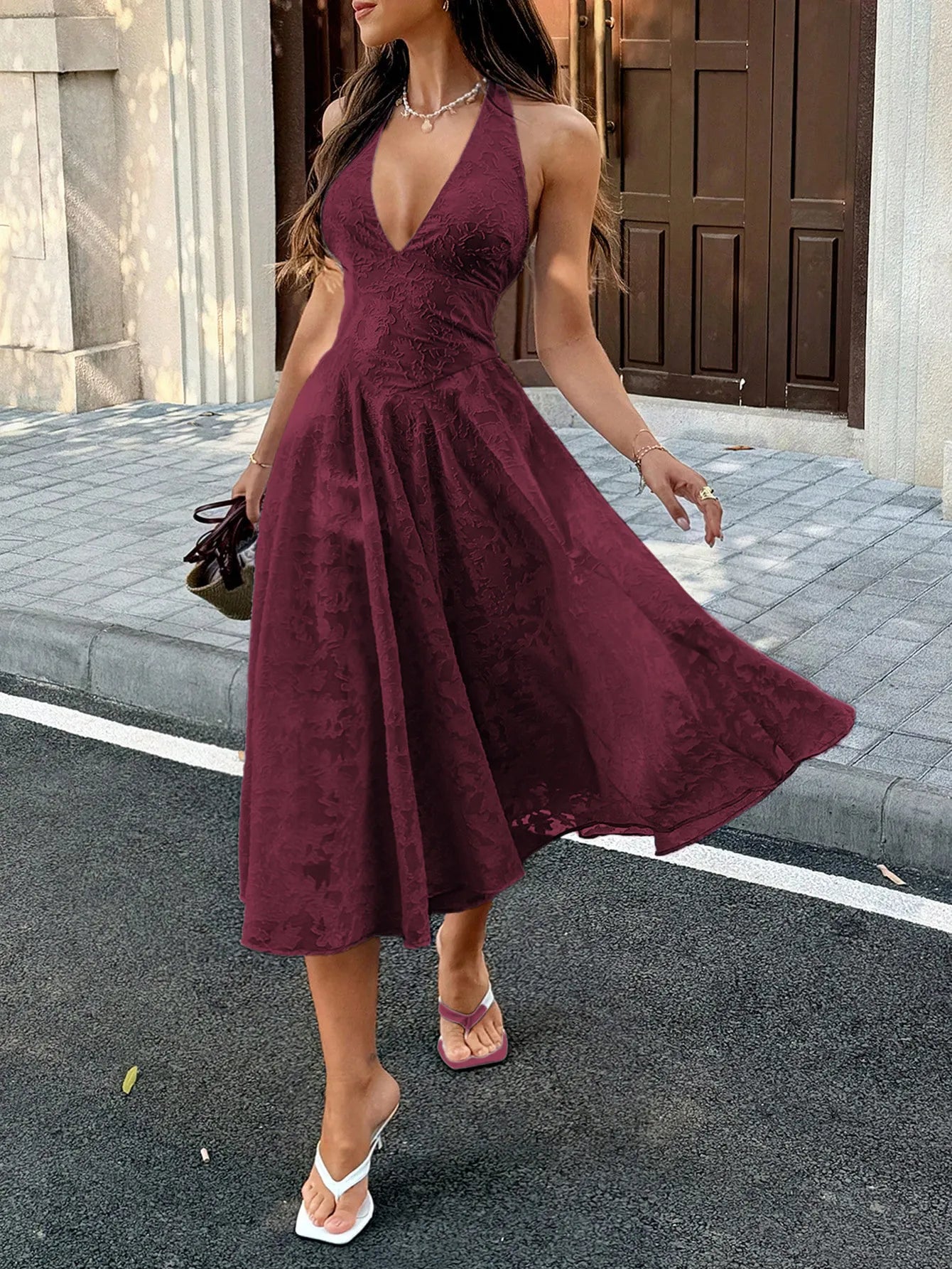 https://cdn.shopify.com/s/files/1/0934/0941/1338/files/Winered_3.webp?v=1778774595