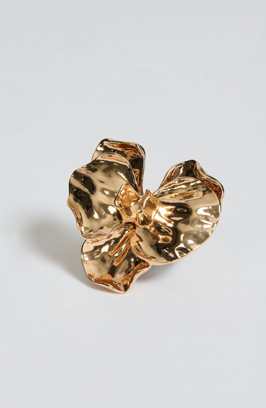 https://cdn.shopify.com/s/files/1/1047/7469/7292/files/ava-brooch-gold-accessories-one-size-babyboo-fashion-1161628894_600x_cd39bc01-82c7-4a91-b870-177ce9e0fee8.jpg?v=1775294241