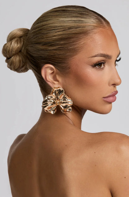 https://cdn.shopify.com/s/files/1/1047/7469/7292/files/ava-earrings-gold-accessories-one-size-babyboo-fashion-1177143837_1200x_8d769e12-6025-4b54-bd07-611da97ab4e2.webp?v=1775294242